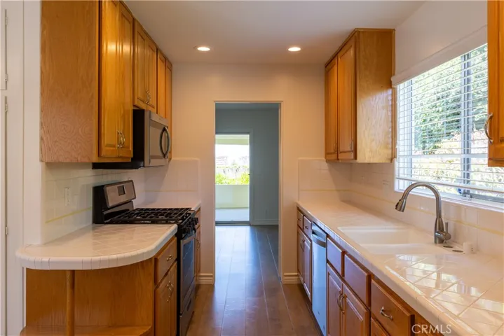 27937 Alvarez Drive, Rancho Palos Verdes, California 90275