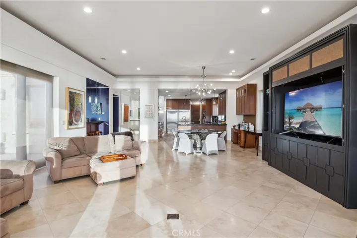 Wonderful entertainment space from kitchen, to den, and gorgeous views
