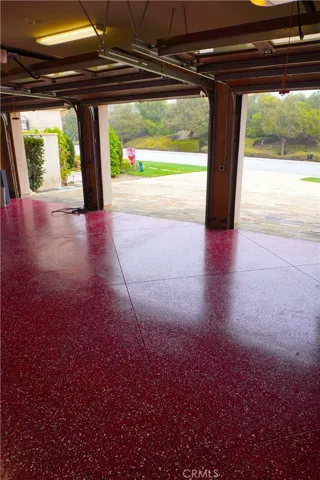 Super Tough Epoxy Finish in Garage