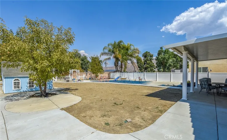 740 Multnomah Court, San Jacinto, California 92582