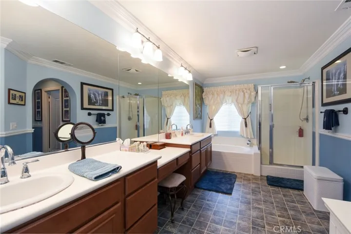 740 Multnomah Court, San Jacinto, California 92582