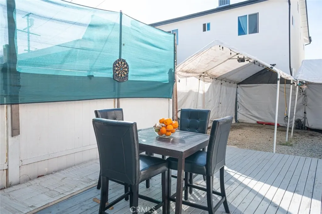 300 W 121st Street W, Los Angeles, California 90061 home-pic-59