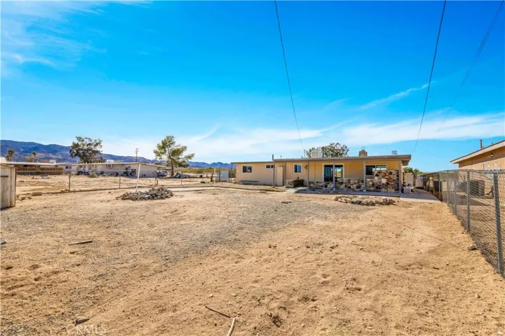 5447 Encelia Drive, 29 Palms, California 92277