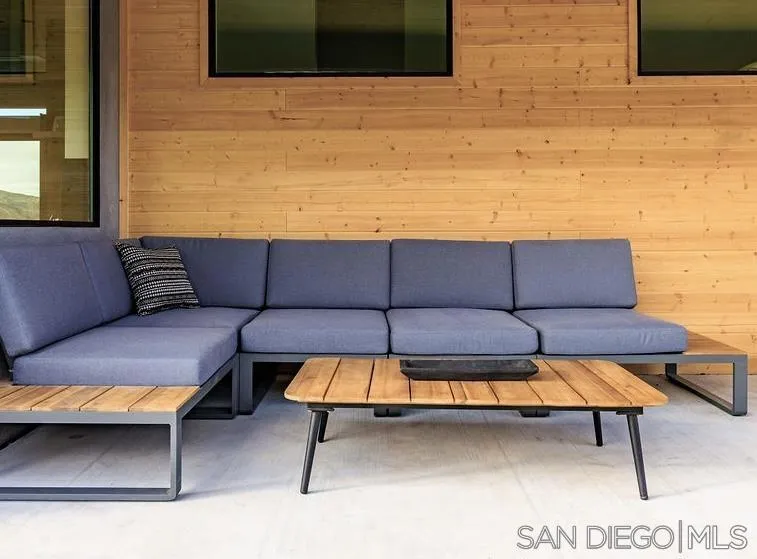 5585 Minna Gombell Lane, Pioneertown, California 92284 home-pic-35