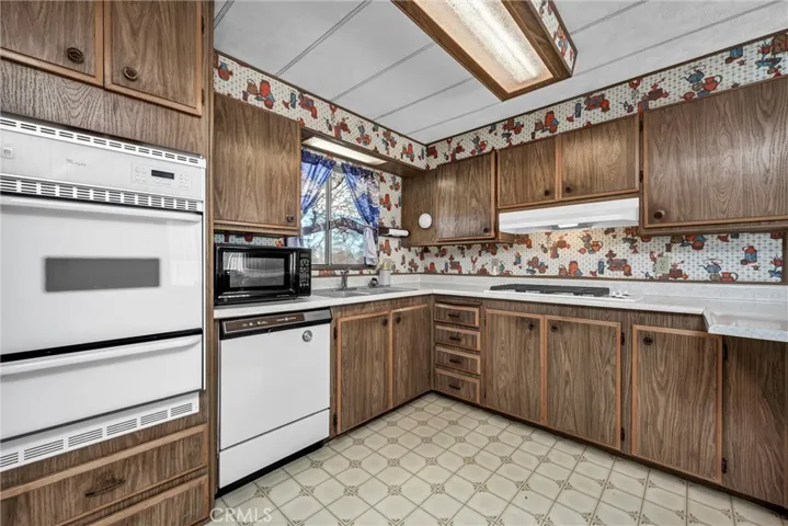 15785 45th Avenue, Clearlake, California 95422