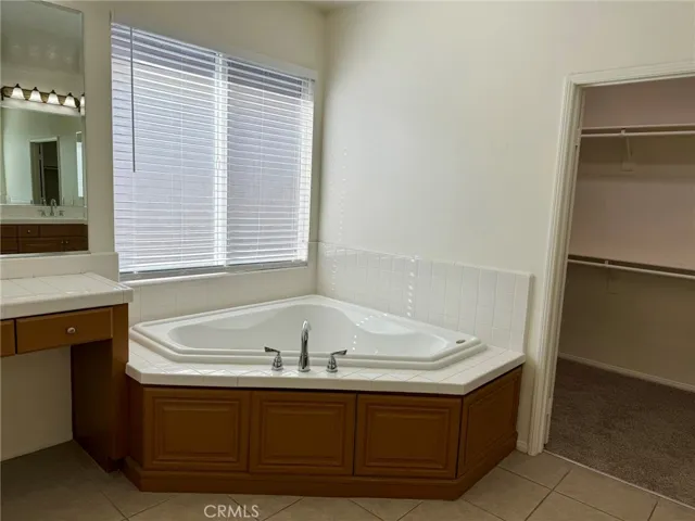 5826 E Treehouse Lane, Anaheim Hills, California 92807