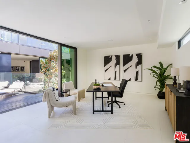 1626 Sunset Plaza Drive, Los Angeles, California 90069
