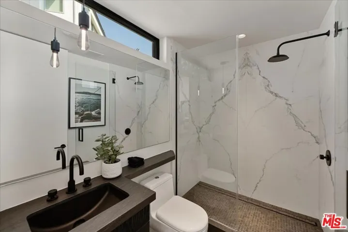 1626 Sunset Plaza Drive, Los Angeles, California 90069
