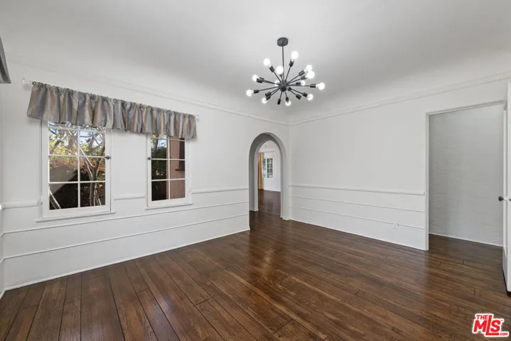 201 S Swall Drive, Beverly Hills, California 90211