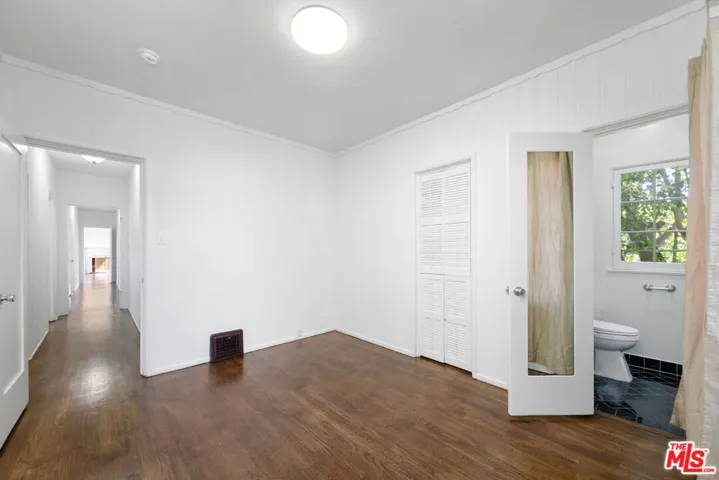 201 S Swall Drive, Beverly Hills, California 90211