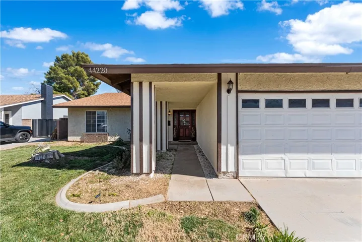 44220 Hanstead Avenue, Lancaster, California 93535