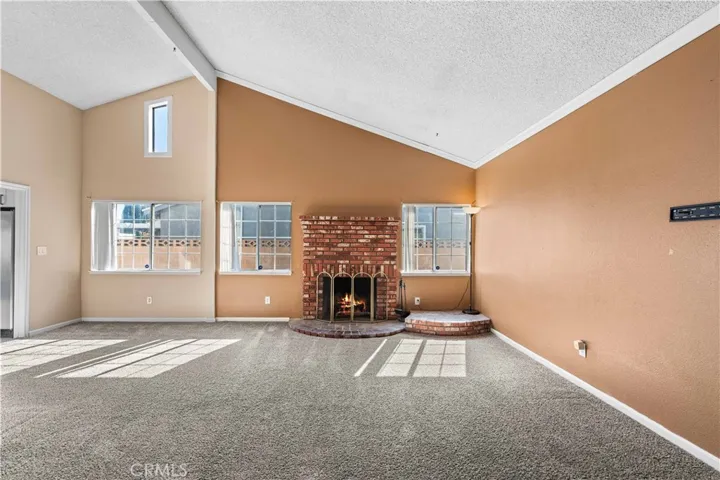 44220 Hanstead Avenue, Lancaster, California 93535