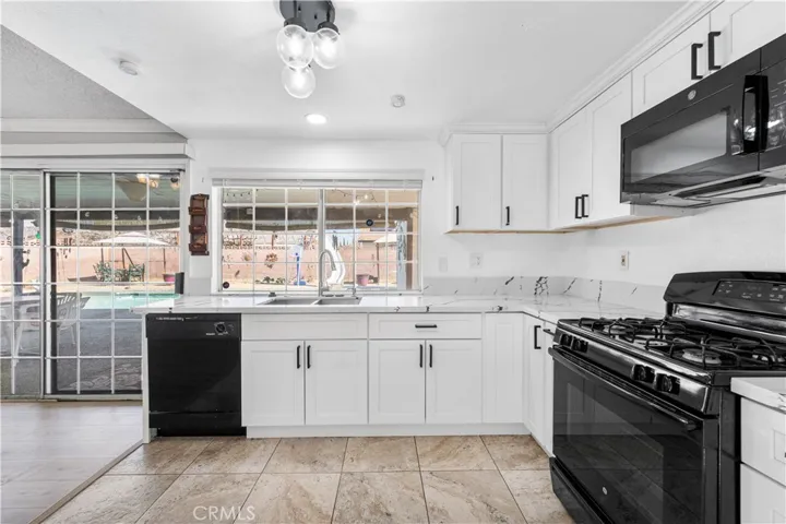 44220 Hanstead Avenue, Lancaster, California 93535