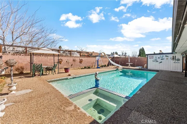 44220 Hanstead Avenue, Lancaster, California 93535