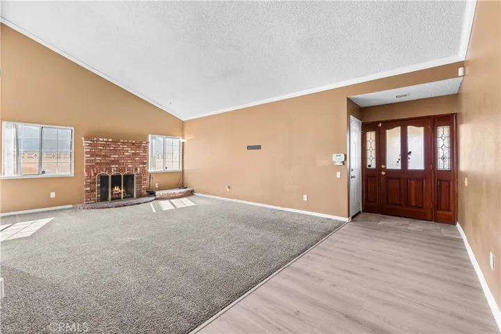 44220 Hanstead Avenue, Lancaster, California 93535