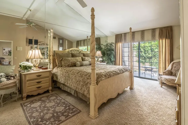 38567 Dahlia Way-36
