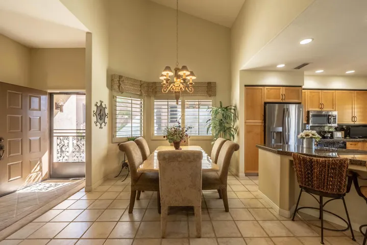 38567 Dahlia Way-25