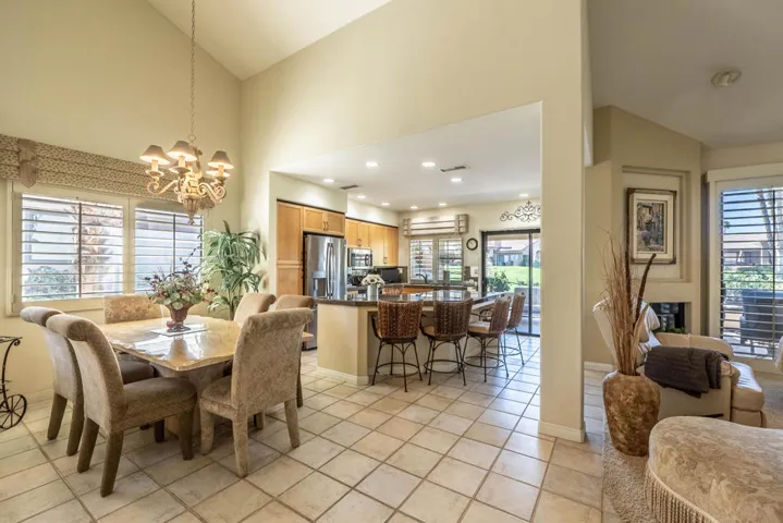 38567 Dahlia Way-27
