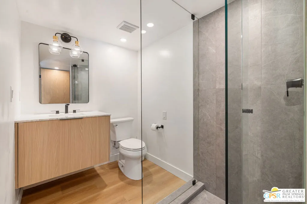 2140 E Park Drive, Palm Springs, California 92262 home-pic-47