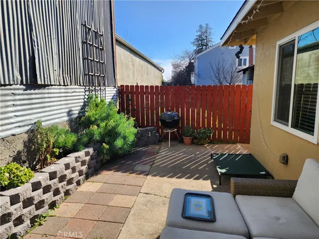 1910 Backyard