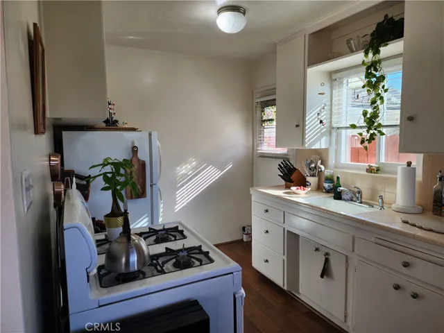1910 Kitchen