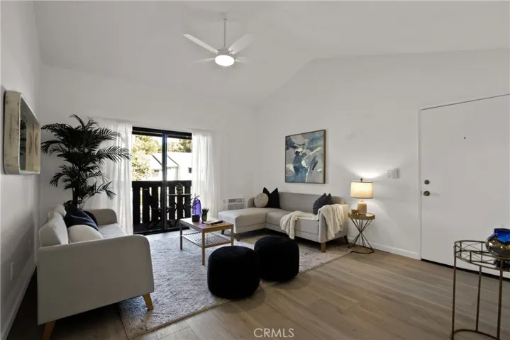 Vaulted Ceilinga