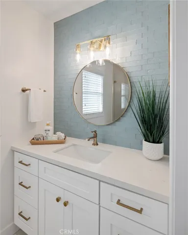 3/4 Bathroom