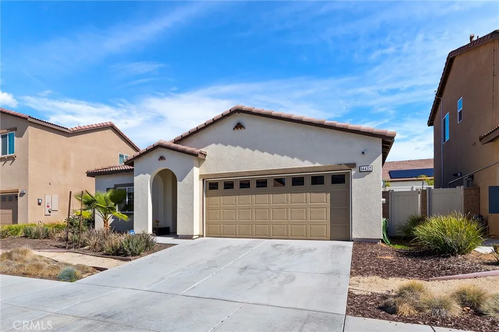 34432 Radiance Street, Winchester, California 92596 home-pic-5