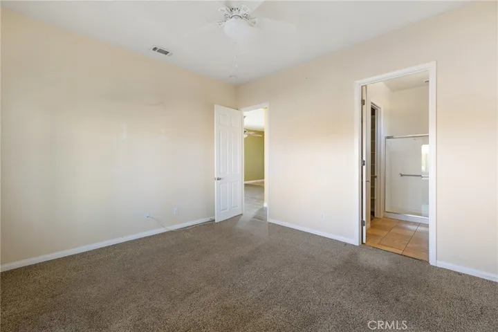 10491 Glen Oaks Lane, Apple Valley, California 92308