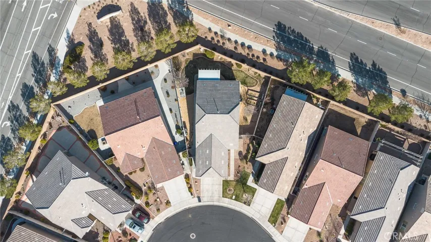 10491 Glen Oaks Lane, Apple Valley, California 92308