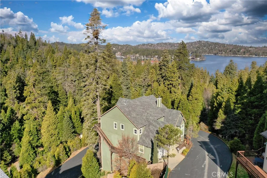 28449 Fresh Spring Lane, Lake Arrowhead, California 92352 home-pic-64