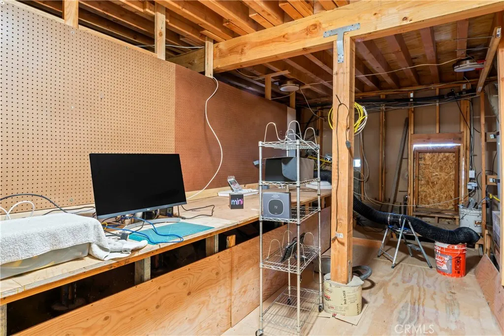 28449 Fresh Spring Lane, Lake Arrowhead, California 92352 home-pic-54