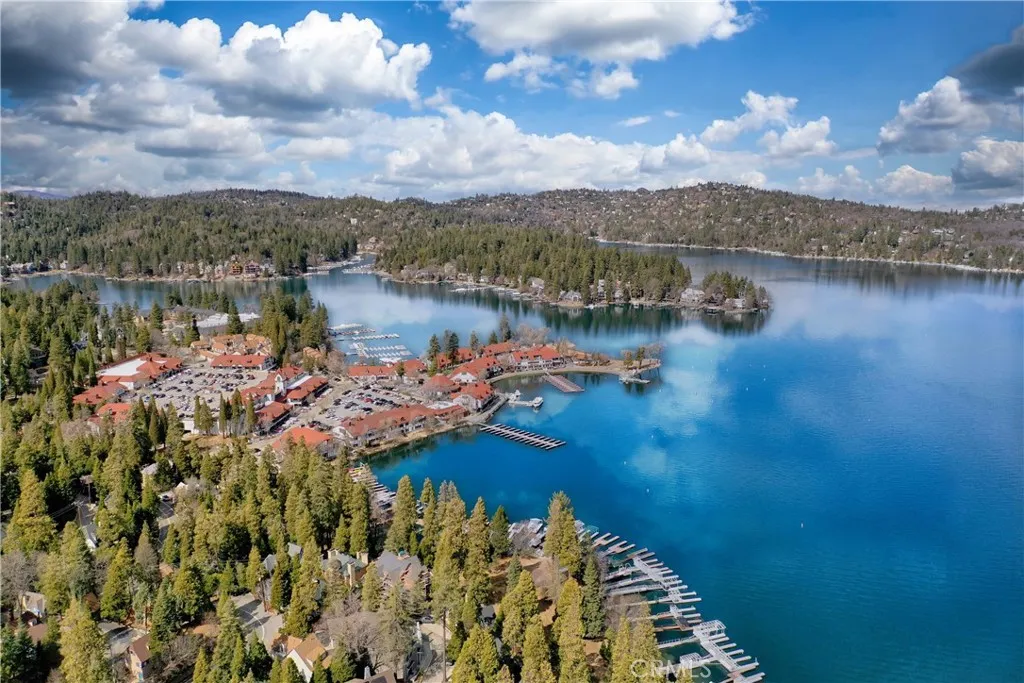 28449 Fresh Spring Lane, Lake Arrowhead, California 92352 home-pic-73