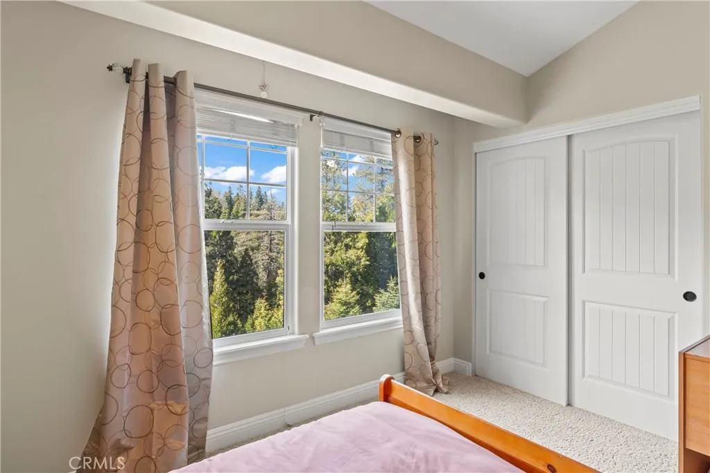 28449 Fresh Spring Lane, Lake Arrowhead, California 92352 home-pic-38