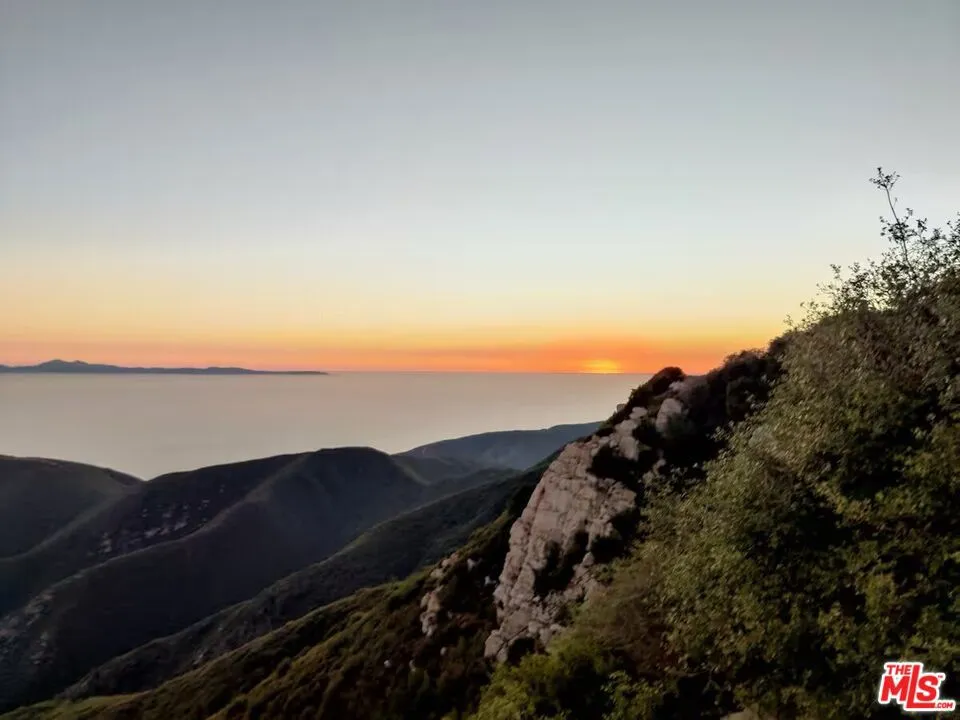 24310 Altdorf Drive, Crestline, California 92325 home-pic-22