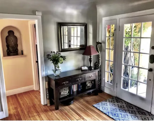916 S Highland Avenue, Los Angeles, California 90036