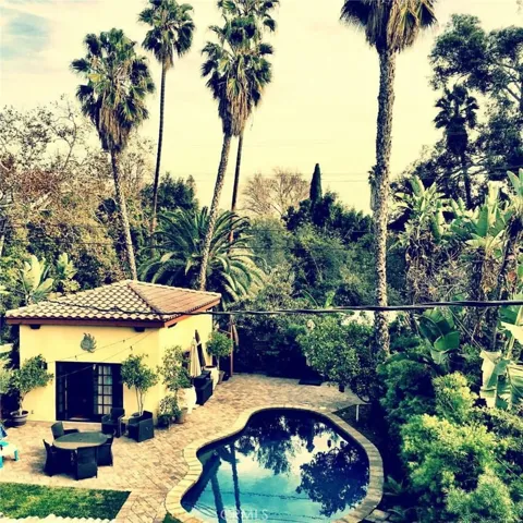 916 S Highland Avenue, Los Angeles, California 90036