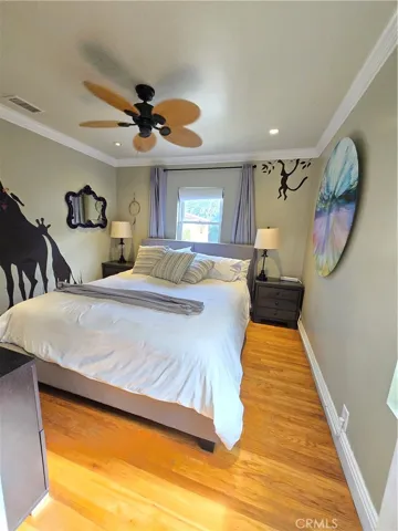 916 S Highland Avenue, Los Angeles, California 90036