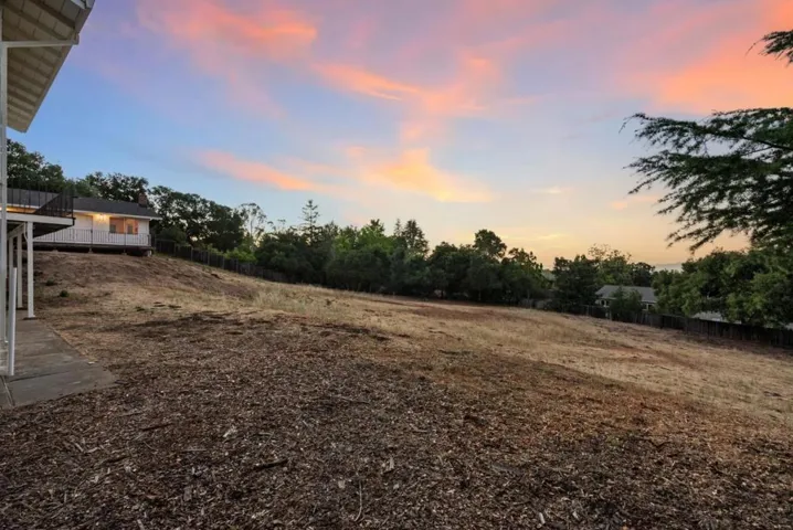 24785 Prospect Avenue, Los Altos Hills, California 94022