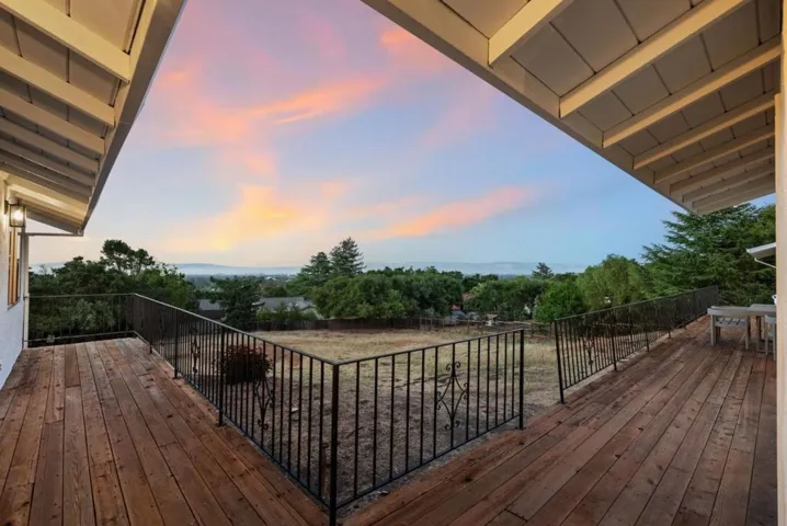 24785 Prospect Avenue, Los Altos Hills, California 94022