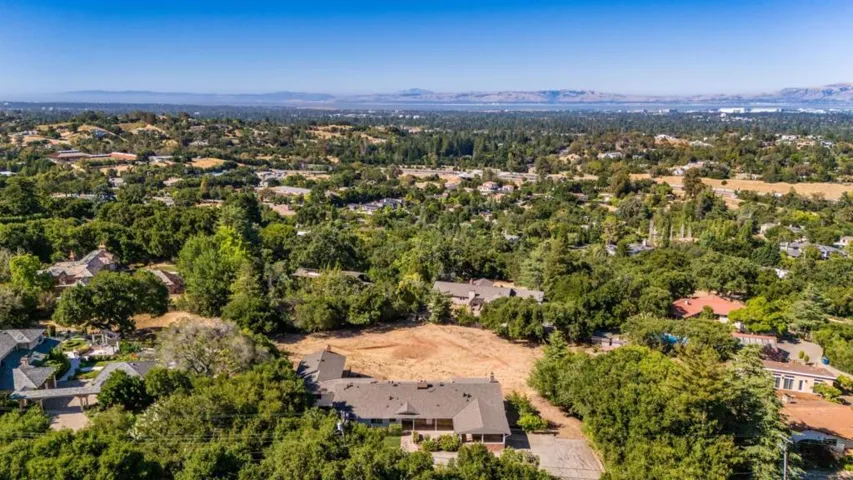 24785 Prospect Avenue, Los Altos Hills, California 94022