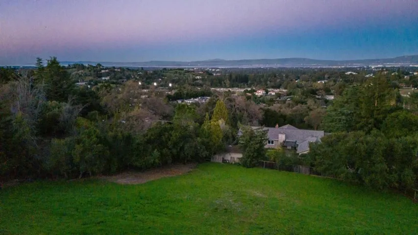 24785 Prospect Avenue, Los Altos Hills, California 94022