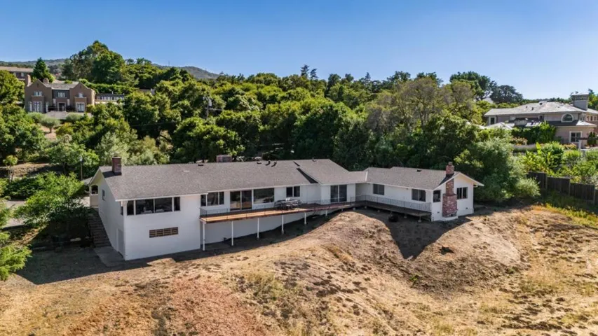24785 Prospect Avenue, Los Altos Hills, California 94022