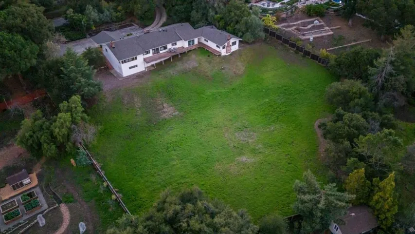 24785 Prospect Avenue, Los Altos Hills, California 94022