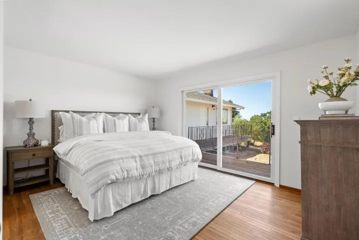 24785 Prospect Avenue, Los Altos Hills, California 94022