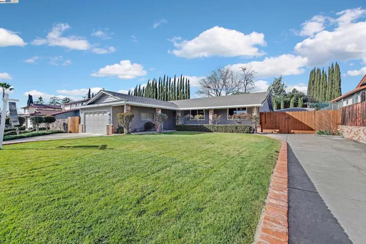 2704 Briarwood Dr, Livermore, California 94551