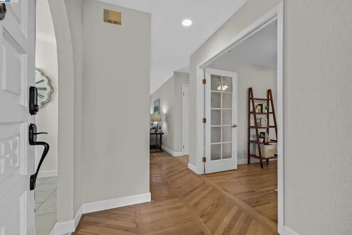 2704 Briarwood Dr, Livermore, California 94551