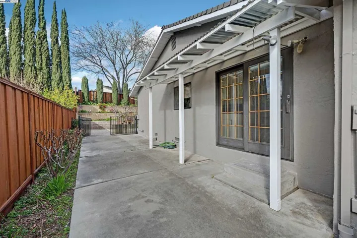 2704 Briarwood Dr, Livermore, California 94551