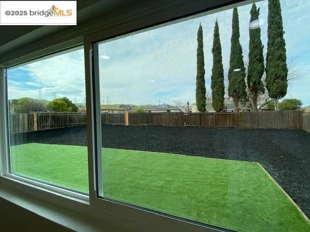 373 Atherton Ave, Pittsburg, California 94565