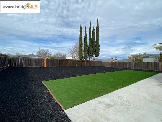 373 Atherton Ave, Pittsburg, California 94565